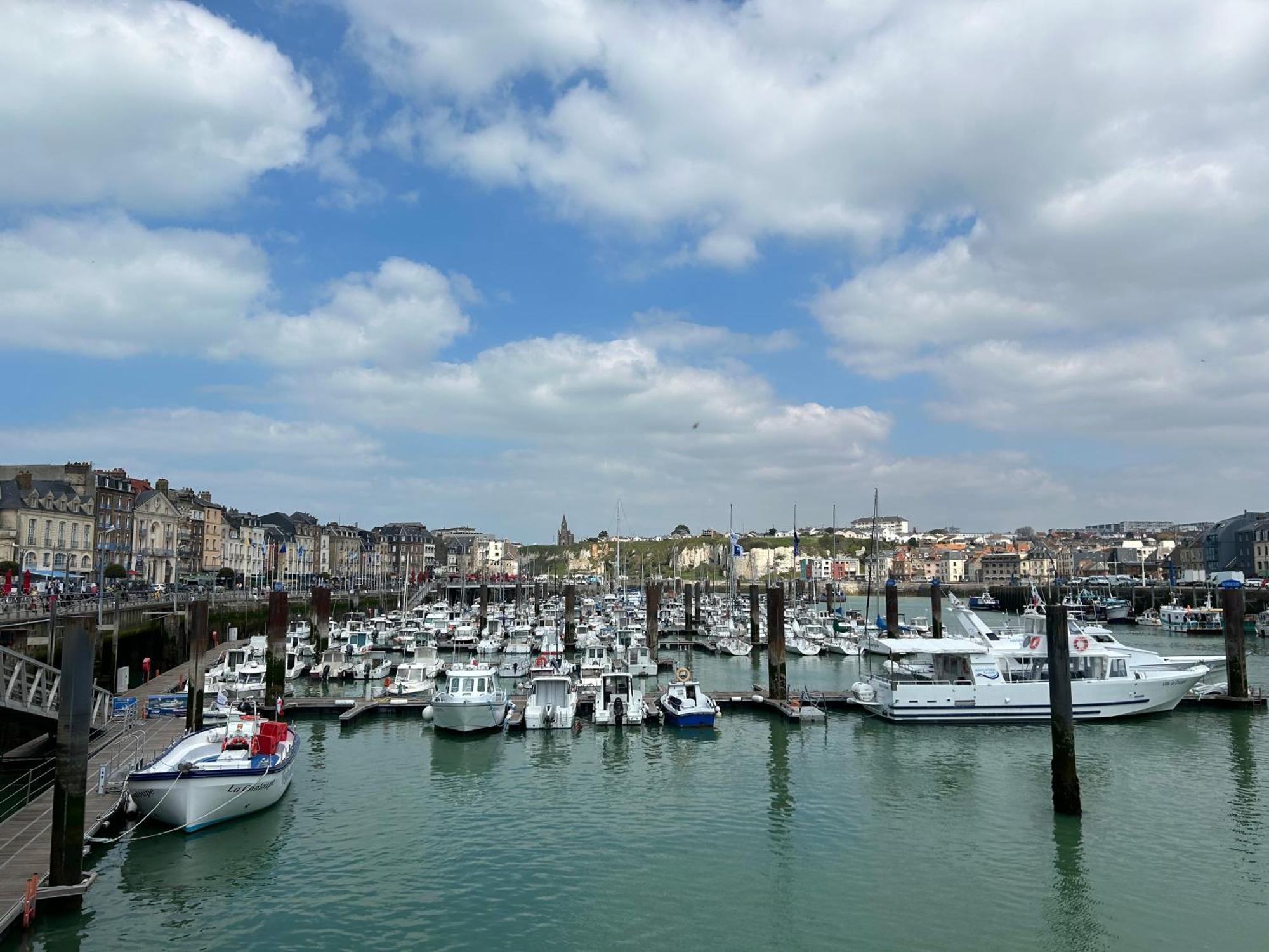 Le Dieppe Harbour - Ideal Loisirs Et Teletravail Apartment Bagian luar foto